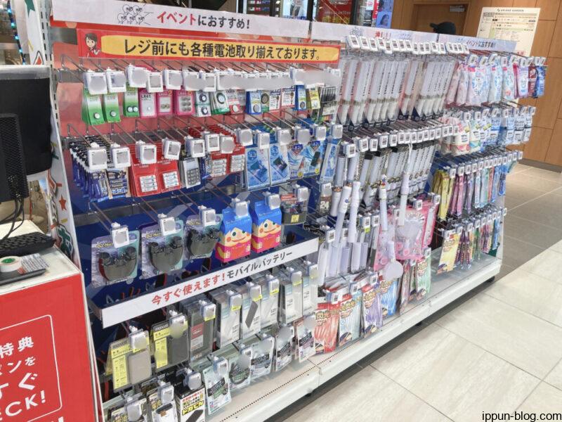 コジマ×ビックカメラ 有明ガーデン店のイベントグッズコーナー