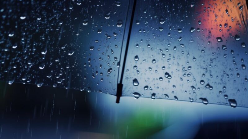傘についた水滴